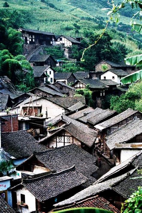 Niujie Ancient Town –  The Aromatic Charm of Guiyang's Historic Heart!