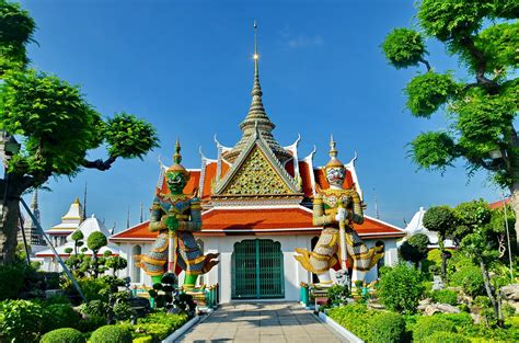 Wat Arun: Đền Bình Minh- Lời Hứa Thiêng Liêng Với Bầu Trời